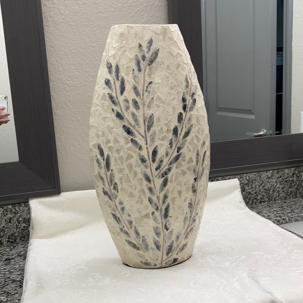 Pier One Capiz Vase ➡️ LIKE NEW